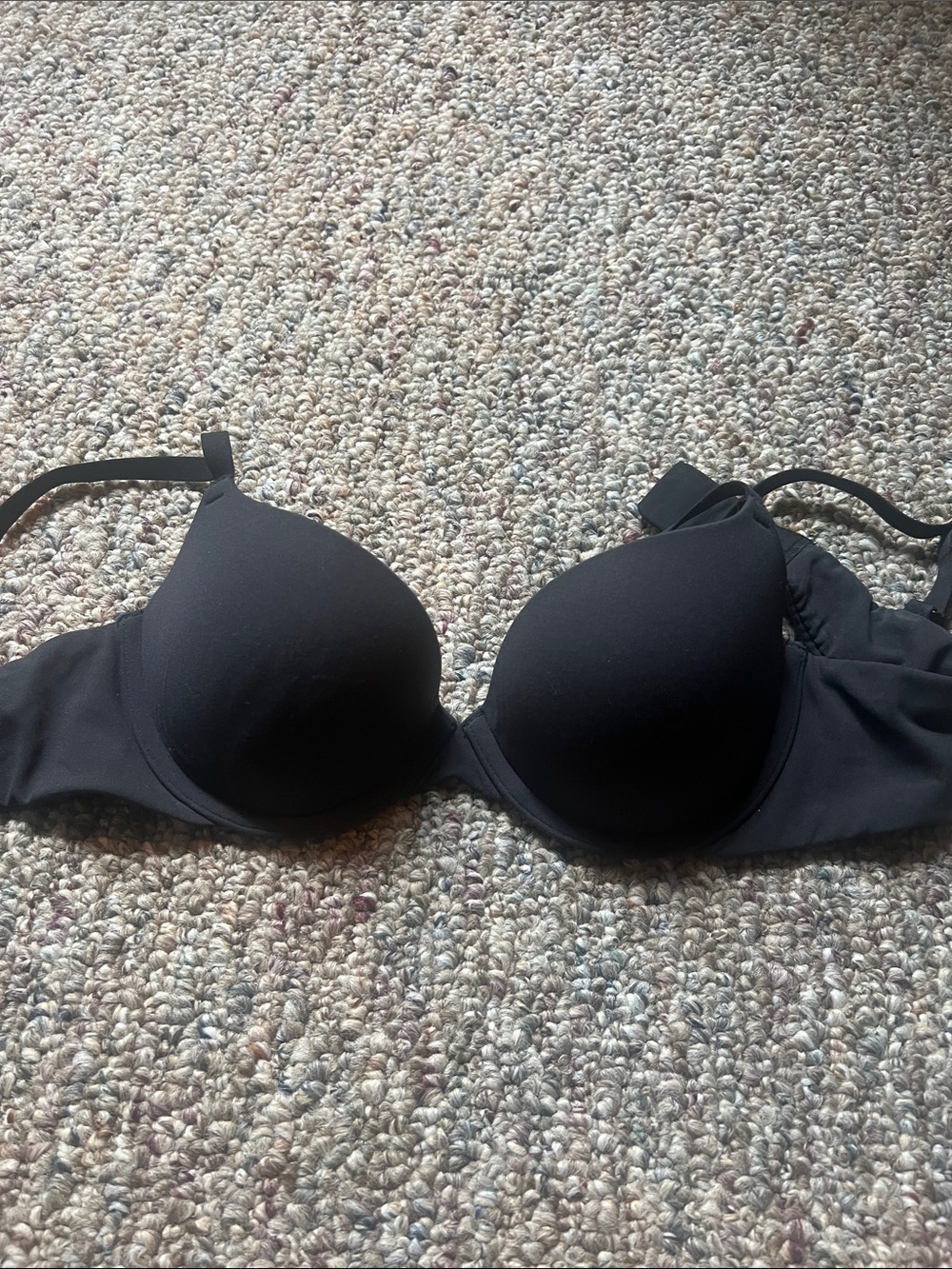 Skims fits everybody push up bra 34A